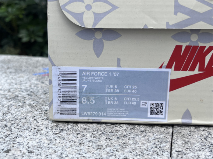 Authentic Nike Air Force-018