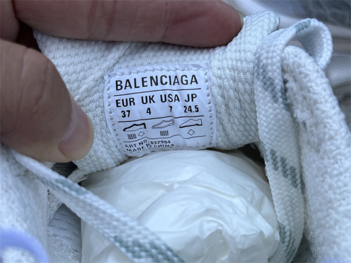 B 17FW Tripe-S High End Sneaker-671