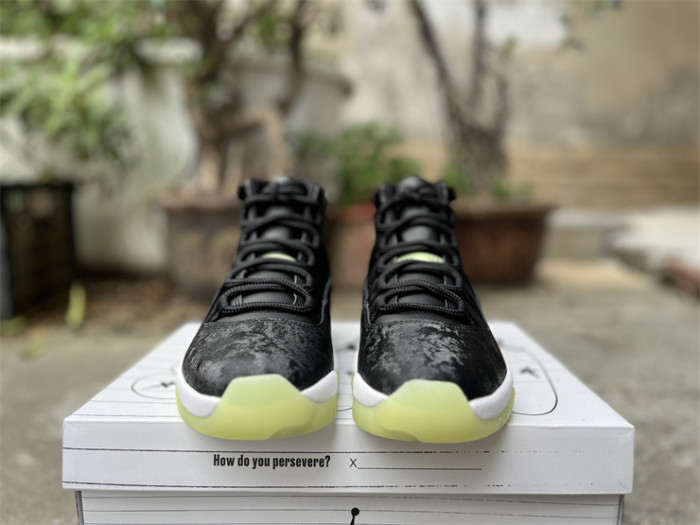 Authentic Air Jordan 11 “Sneaker School”