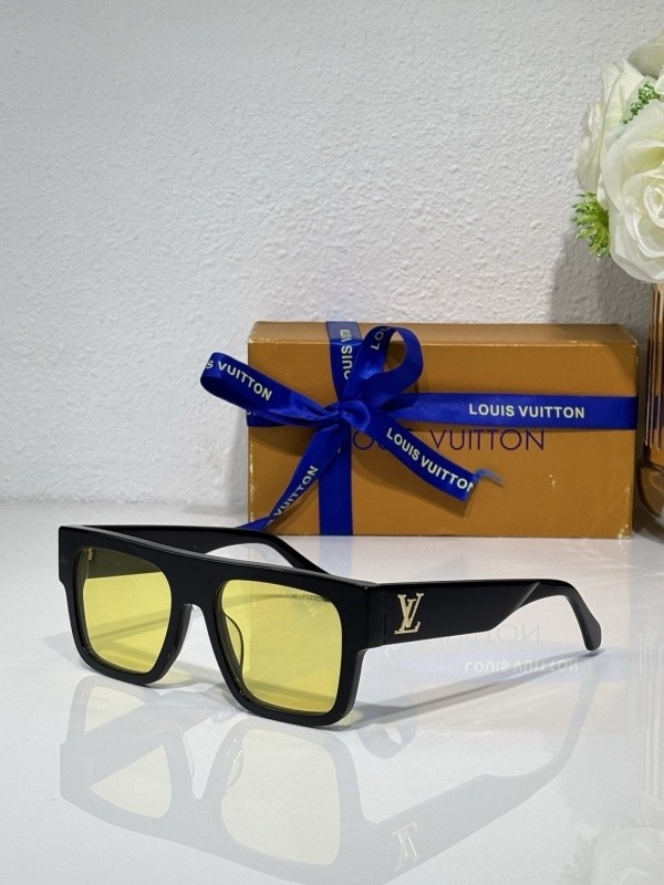 LV Sunglasses AAAA-6793