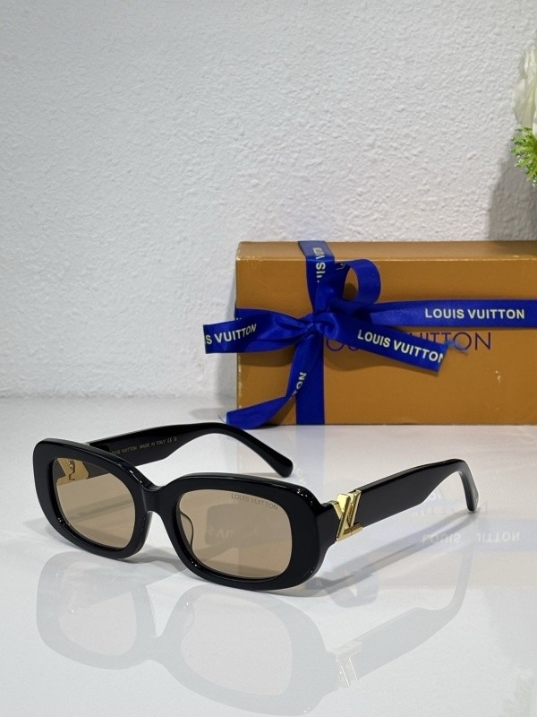 LV Sunglasses AAAA-6795