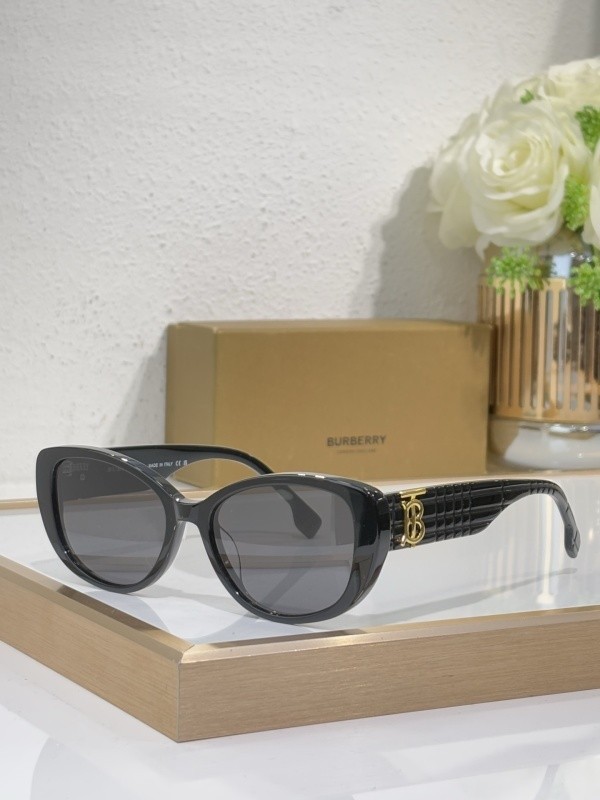 Burberry Sunglasses AAAA-3228