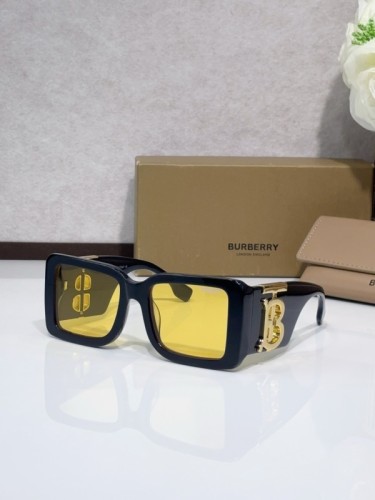 Burberry Sunglasses AAAA-3315