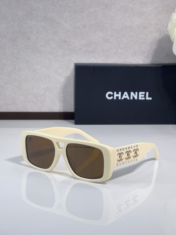 CHNL Sunglasses AAAA-6008