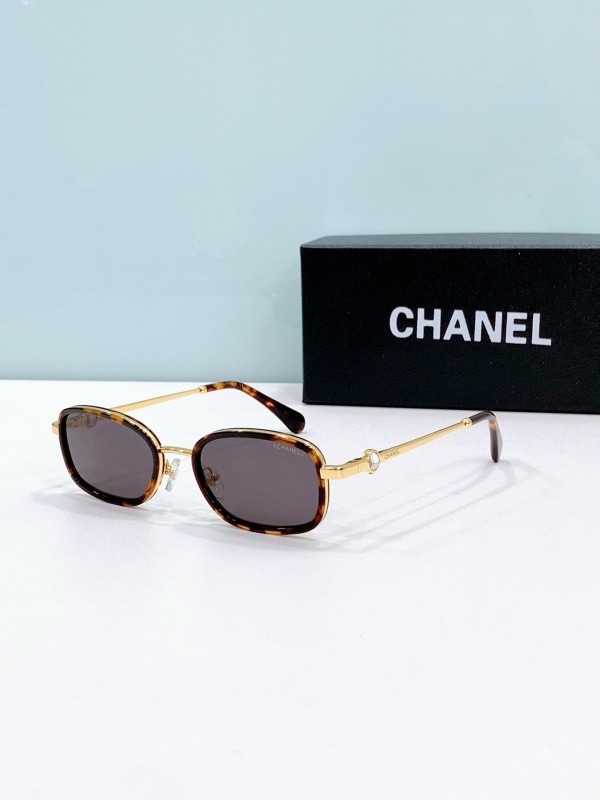 CHNL Sunglasses AAAA-5749