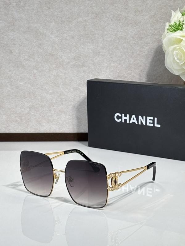 CHNL Sunglasses AAAA-5988