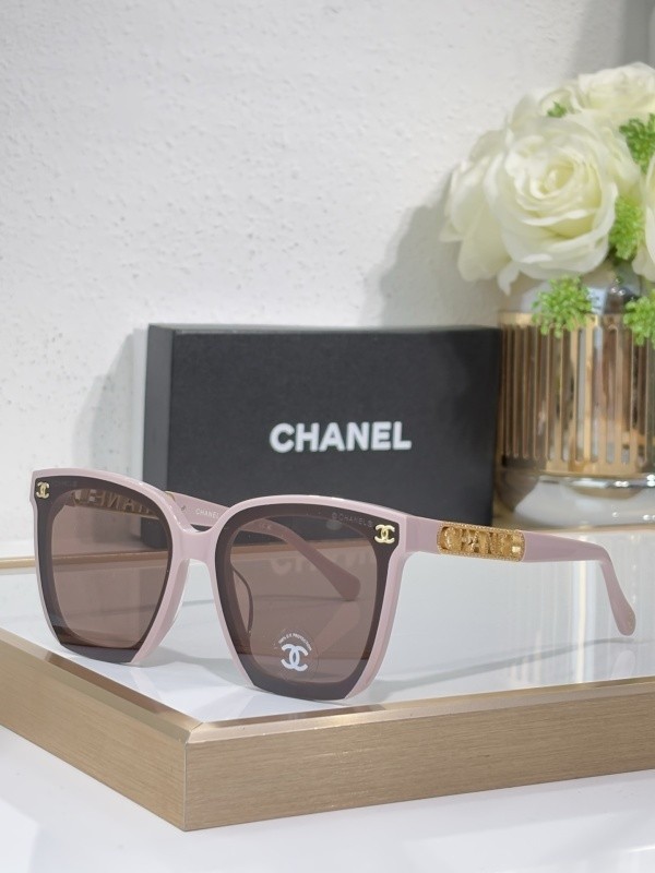 CHNL Sunglasses AAAA-5728
