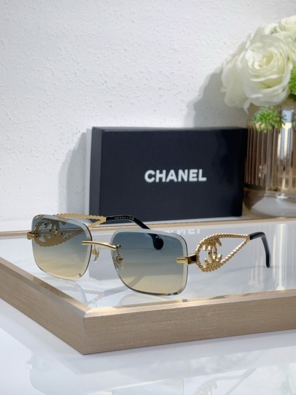 CHNL Sunglasses AAAA-5722