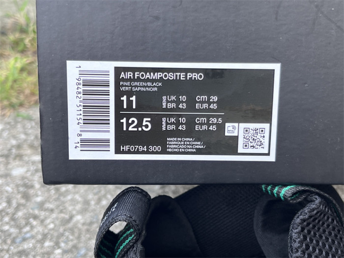Authentic Nike Foamposite Pro Pine Green