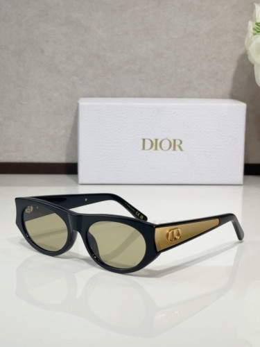 Dior Sunglasses AAAA-4043