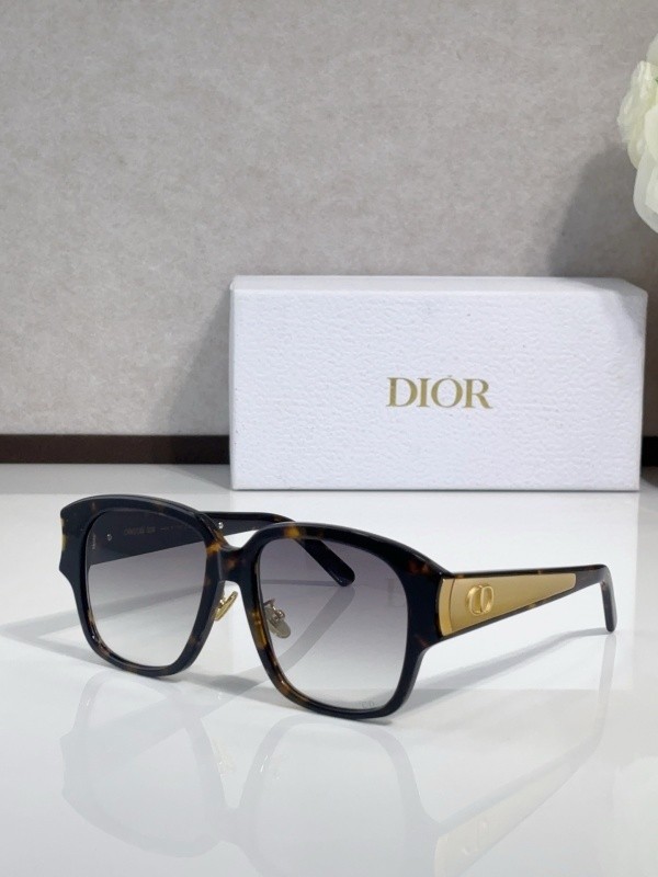 Dior Sunglasses AAAA-4148