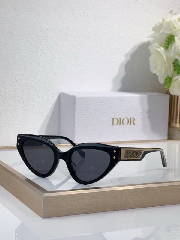 Dior Sunglasses AAAA-3892