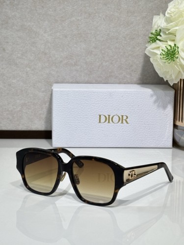 Dior Sunglasses AAAA-4058