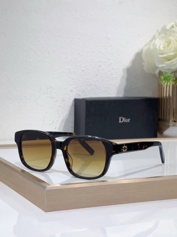Dior Sunglasses AAAA-3921