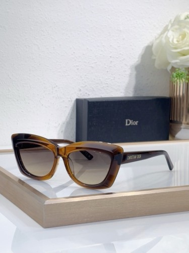 Dior Sunglasses AAAA-4071