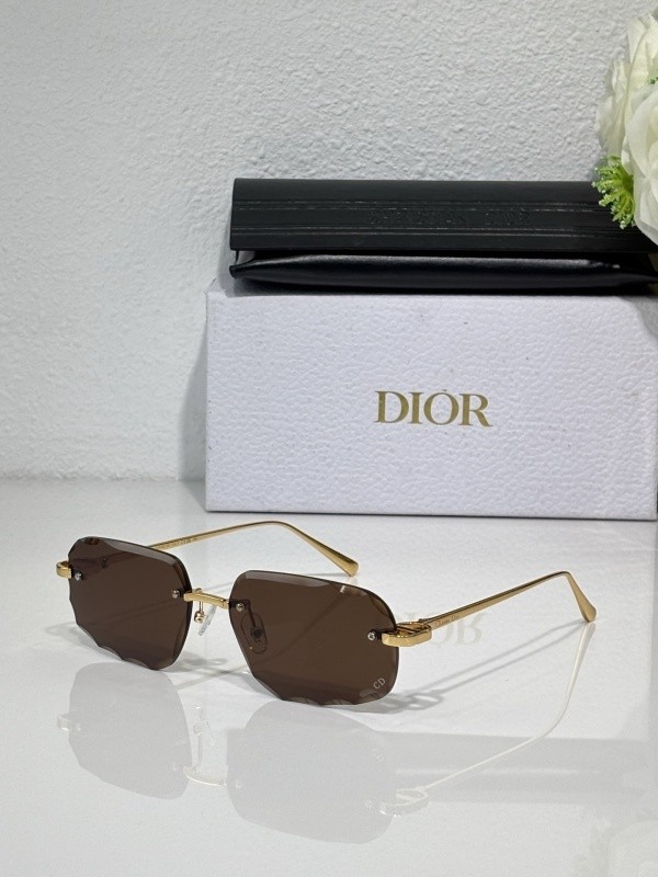 Dior Sunglasses AAAA-4269