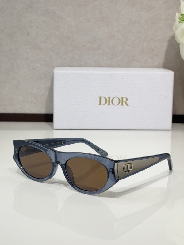 Dior Sunglasses AAAA-4041