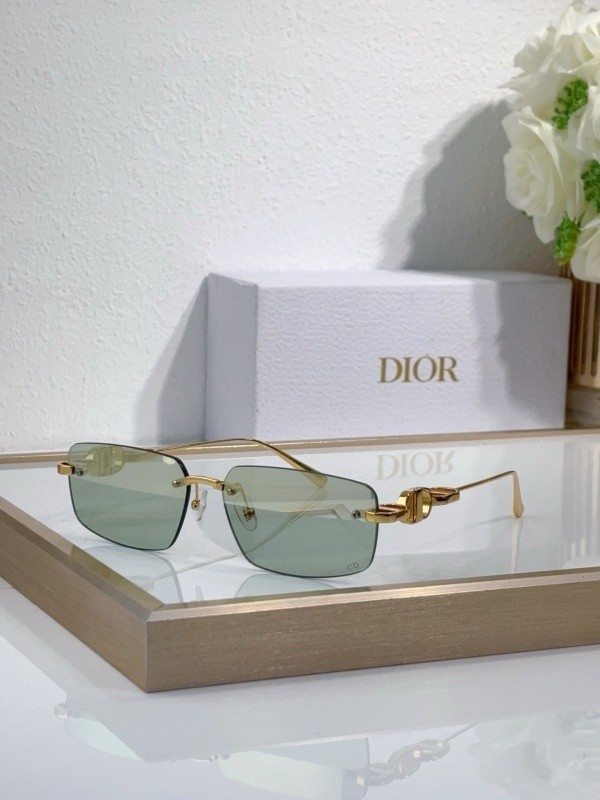 Dior Sunglasses AAAA-4205