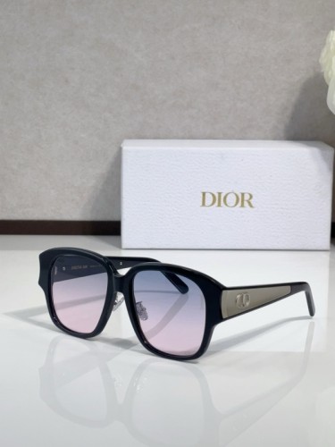 Dior Sunglasses AAAA-4147