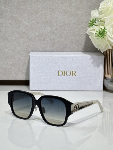 Dior Sunglasses AAAA-4057