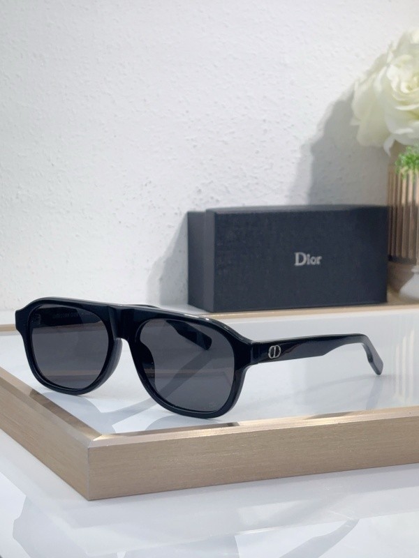 Dior Sunglasses AAAA-4064