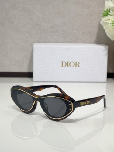 Dior Sunglasses AAAA-4157