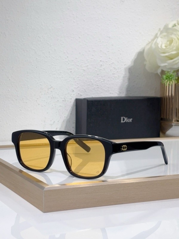 Dior Sunglasses AAAA-3920