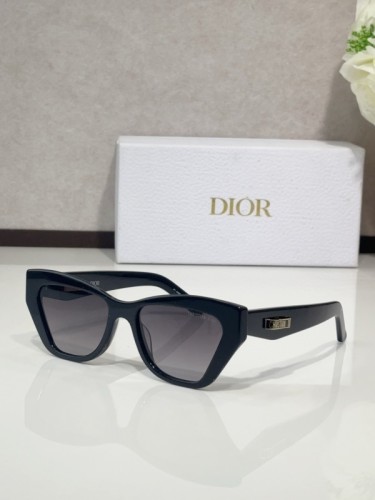 Dior Sunglasses AAAA-4022