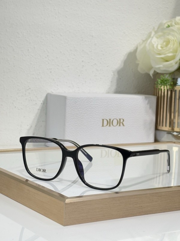 Dior Sunglasses AAAA-4080