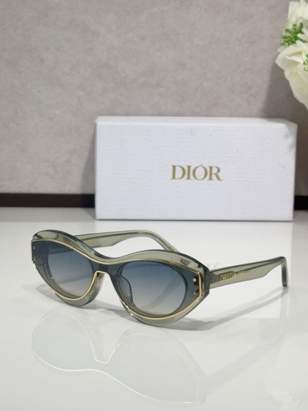 Dior Sunglasses AAAA-4156