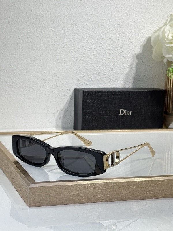 Dior Sunglasses AAAA-4001