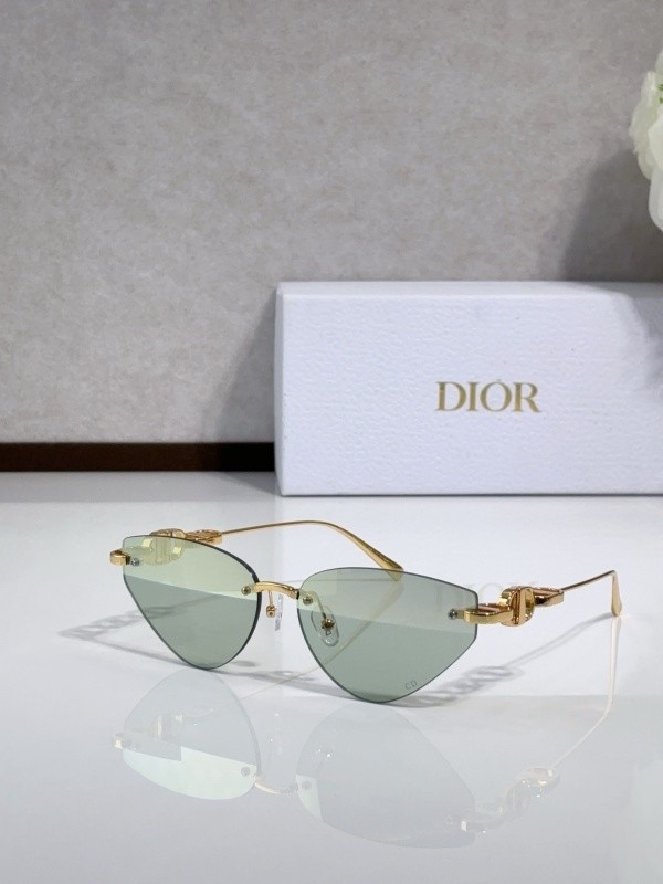 Dior Sunglasses AAAA-4011