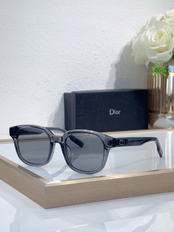 Dior Sunglasses AAAA-4164
