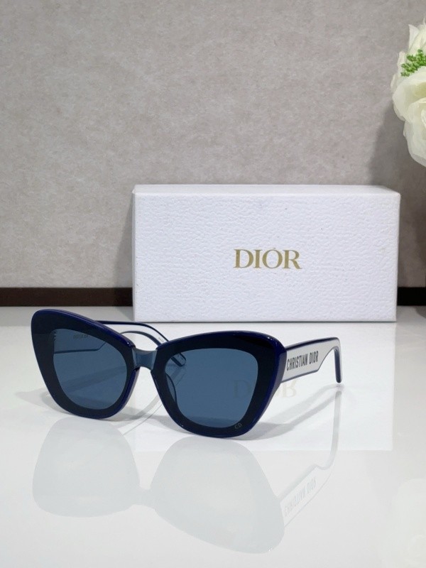 Dior Sunglasses AAAA-4230