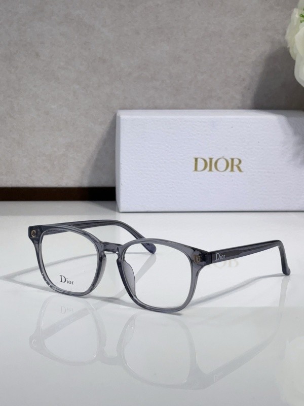 Dior Sunglasses AAAA-4124