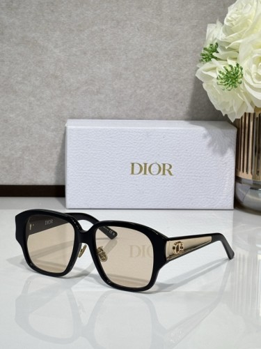 Dior Sunglasses AAAA-4055