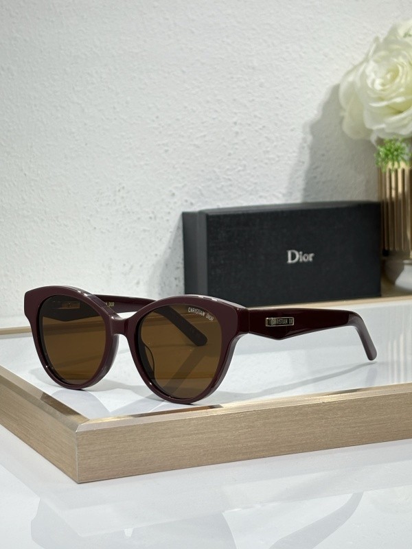 Dior Sunglasses AAAA-4131