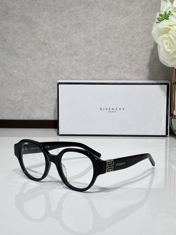 GIVENCHY Sunglasses AAAA-461