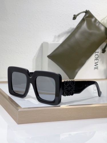 Loewe Sunglasses AAAA-1043