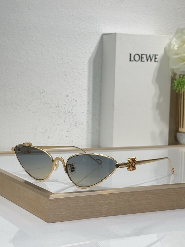 Loewe Sunglasses AAAA-986