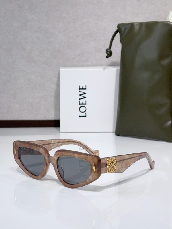 Loewe Sunglasses AAAA-1028