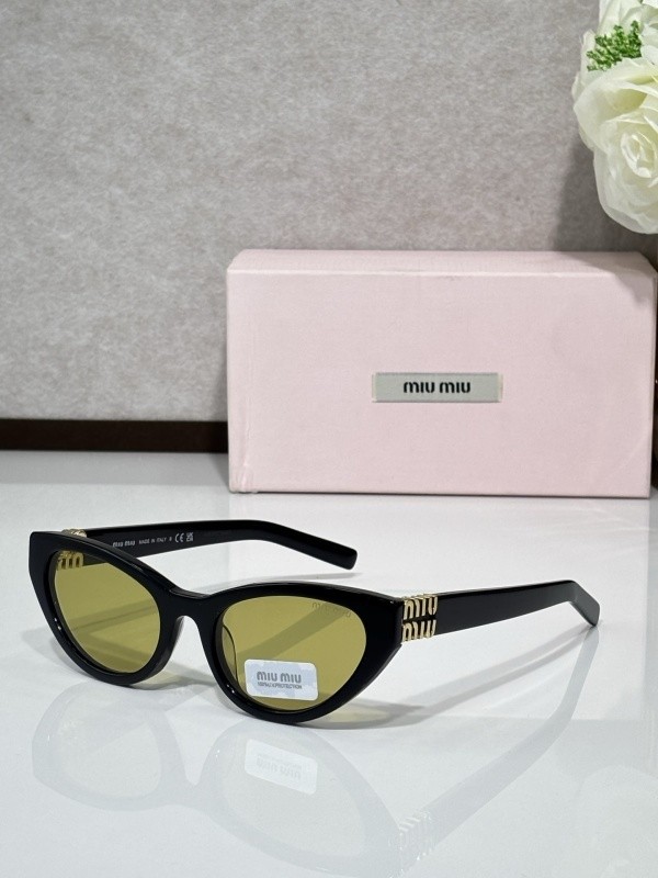 Miu Miu Sunglasses AAAA-2351