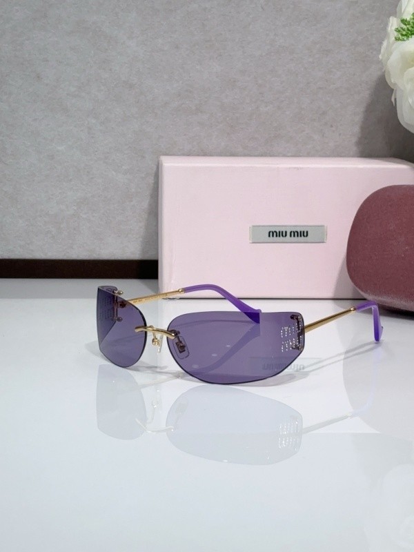 Miu Miu Sunglasses AAAA-2370