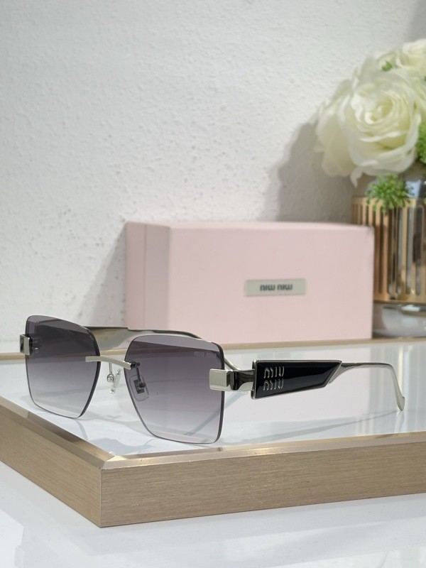 Miu Miu Sunglasses AAAA-2343