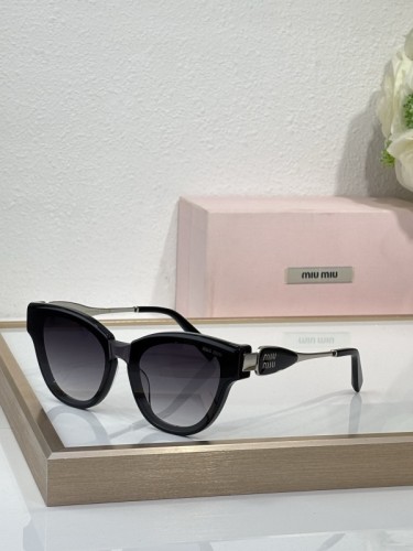 Miu Miu Sunglasses AAAA-2326