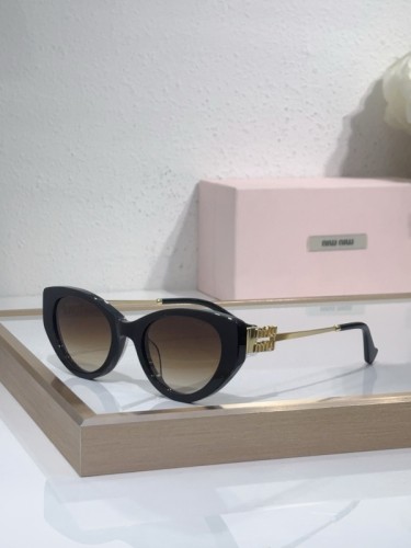 Miu Miu Sunglasses AAAA-2413