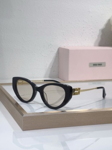 Miu Miu Sunglasses AAAA-2415
