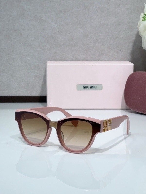 Miu Miu Sunglasses AAAA-2313