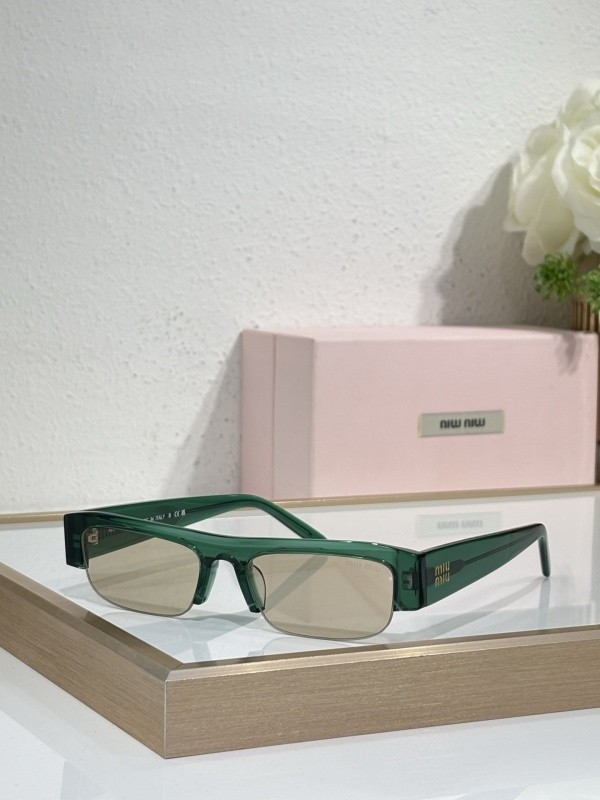 Miu Miu Sunglasses AAAA-2394