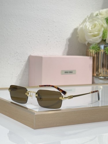 Miu Miu Sunglasses AAAA-2424